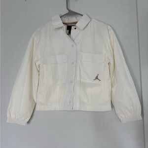 JORDAN NWT WHITE WINDBREAKER CROPPED GIRLS JACKET SZ MEDIUM